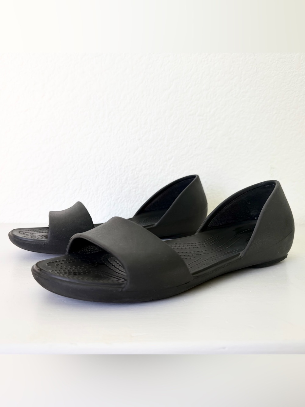 CROCS • Women's Black Open-Toe D'Orsay Sandal • Size 10 - Picture 2 of 9